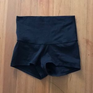 Lululemon In Movement Shorts Everlux 2.5
